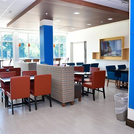 Holiday Inn Express & Suites - Bensenville - O'Hare By Ihg Eksteriør billede